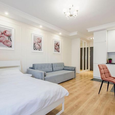 Aparthouse Deluxe ウッチ エクステリア 写真