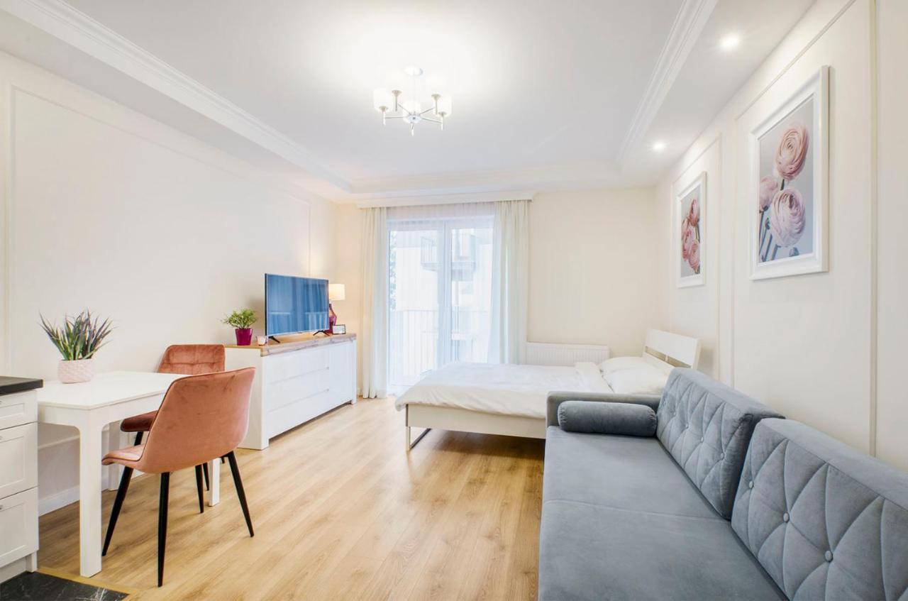 Aparthouse Deluxe ウッチ エクステリア 写真