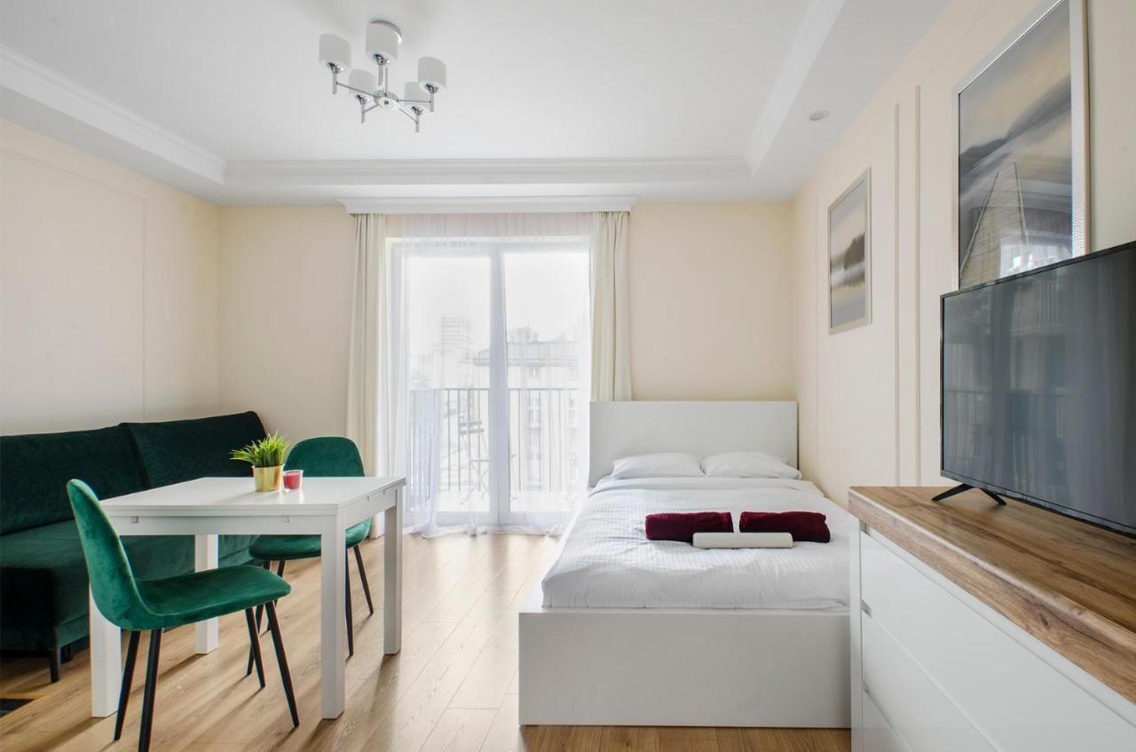 Aparthouse Deluxe ウッチ エクステリア 写真